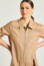 Load image into Gallery viewer, Yarra Trail - Willow Jacket in Toffee colour front closed up shot