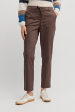 Load image into Gallery viewer, Yarra Trail Nova Jogger Truffle colour front shot