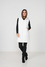 Load image into Gallery viewer, Caju Puffer Vest Geometric Panels with Removable Hood White colour front shot
