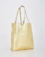 Load image into Gallery viewer, Cobb and Co - Venus - Metallic Leather Tote Bag - Champagne colour side shot
