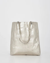 Load image into Gallery viewer, Cobb and Co - Venus - Metallic Leather Tote Bag - Silver colour front shot
