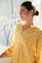 Load image into Gallery viewer, Foil - Best Exotic Blouse - Crafted
