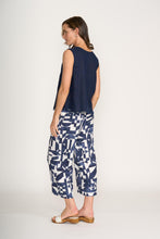 Load image into Gallery viewer, Foil - Benefits Shell - Eclipse colour back shot
