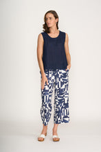 Load image into Gallery viewer, Foil - Benefits Shell - Eclipse colour front shot
