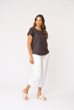 Load image into Gallery viewer, Foil - Clean Queen Top - Sable colour side shot
