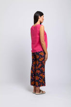 Load image into Gallery viewer, Foil -Fringe Benefits Shell in Pink Flash colour side shot
