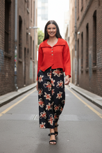 Load image into Gallery viewer, Foil - Its Only Natural Pant - Flower Doodle colour front shot
