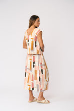Load image into Gallery viewer, Foil - Its Only Natural Top - Block Art colour back shot
