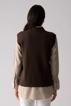 Load image into Gallery viewer, Foil - Luxe Life Popover - Cocoa colour back shot

