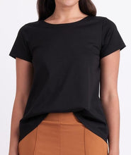 Load image into Gallery viewer, Foil - Natural Flare Top in Black colour front closed up shot
