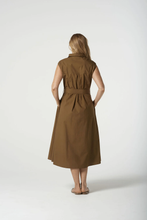 Load image into Gallery viewer, Goondiwindi Cotton - A Line Sleeveless Shirt Dress - Otter olour back shot
