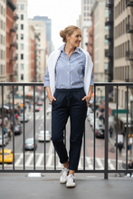 Load image into Gallery viewer, Goondiwindi Cotton - Stretch Woven Jogger Cropped Pant - Dark Navy colour front shot
