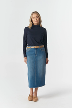 Load image into Gallery viewer, Goondiwindi Cotton - The Traditional Cotton Skivvy - Dark Navy colour front shot

