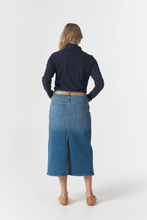 Load image into Gallery viewer, Goondiwindi Cotton - The Traditional Cotton Skivvy - Dark Navy colour back shot
