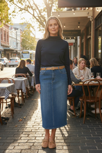 Load image into Gallery viewer, Goondiwindi Cotton - The Traditional Cotton Skivvy - Dark Navy colour front shot
