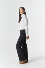 Load image into Gallery viewer, Goondiwindi Cotton - The Traditional Cotton Skivvy - White colour side shot
