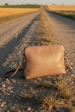 Load image into Gallery viewer, Holly - Leather Crossbody Purse 2 in 1 in Taupe colour
