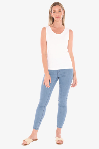 Jump - Core Tank - White colour front shot