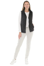 Load image into Gallery viewer, Jump - Reversible Quilted Vest - Black colour front shot
