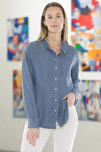 Load image into Gallery viewer, Jump - Soft Lyocell Shirt - Chambray colour front shot
