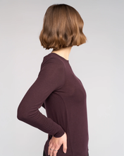 Load image into Gallery viewer, Knewe Label - Hero Top - Raisin colour side shot
