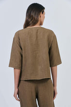 Load image into Gallery viewer, Naturals by O&amp;J 3/4 Sleeves Linen Top Tobacco colour back shot
