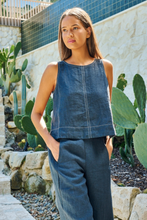 Load image into Gallery viewer, Naturals by O&amp;J Button-Back Top Gunsmoke colour front shot
