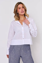 Load image into Gallery viewer, Naturals by O&amp;J Button-Through Top White colour front shot
