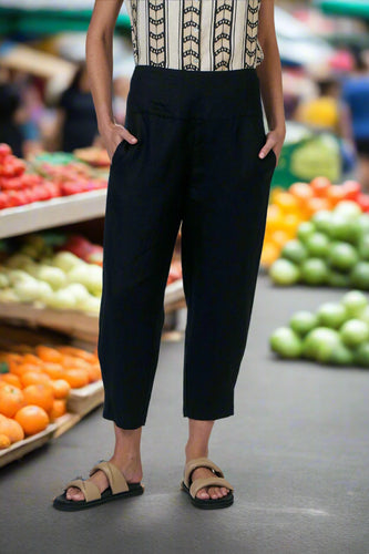 Naturals by O&J Linen Stretch Pants Black colour front shot