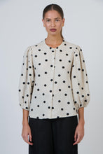 Load image into Gallery viewer, Naturals by O&amp;J Puffed Sleeves Top Poppy Seed colour front shot
