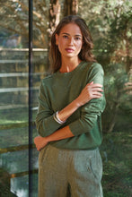 Load image into Gallery viewer, Naturals by O&amp;J Pullover Sap colour front shot
