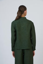 Load image into Gallery viewer, Naturals by O&amp;J Relaxed Linen Top Myrtle colour back shot
