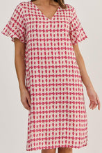 Load image into Gallery viewer, Naturals by O&amp;J Short Sleeve Linen Dress Primula Bot colour front closed up shot
