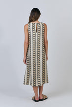 Load image into Gallery viewer, Naturals by O&amp;J Sleeveless Neck Top Chevron colour back shot

