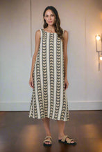 Load image into Gallery viewer, Naturals by O&amp;J Sleeveless Neck Top Chevron colour front shot
