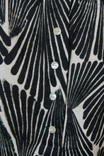 Load image into Gallery viewer, Naturals by O&amp;J Sleeveless Roundneck Top Folies colour closed up shot
