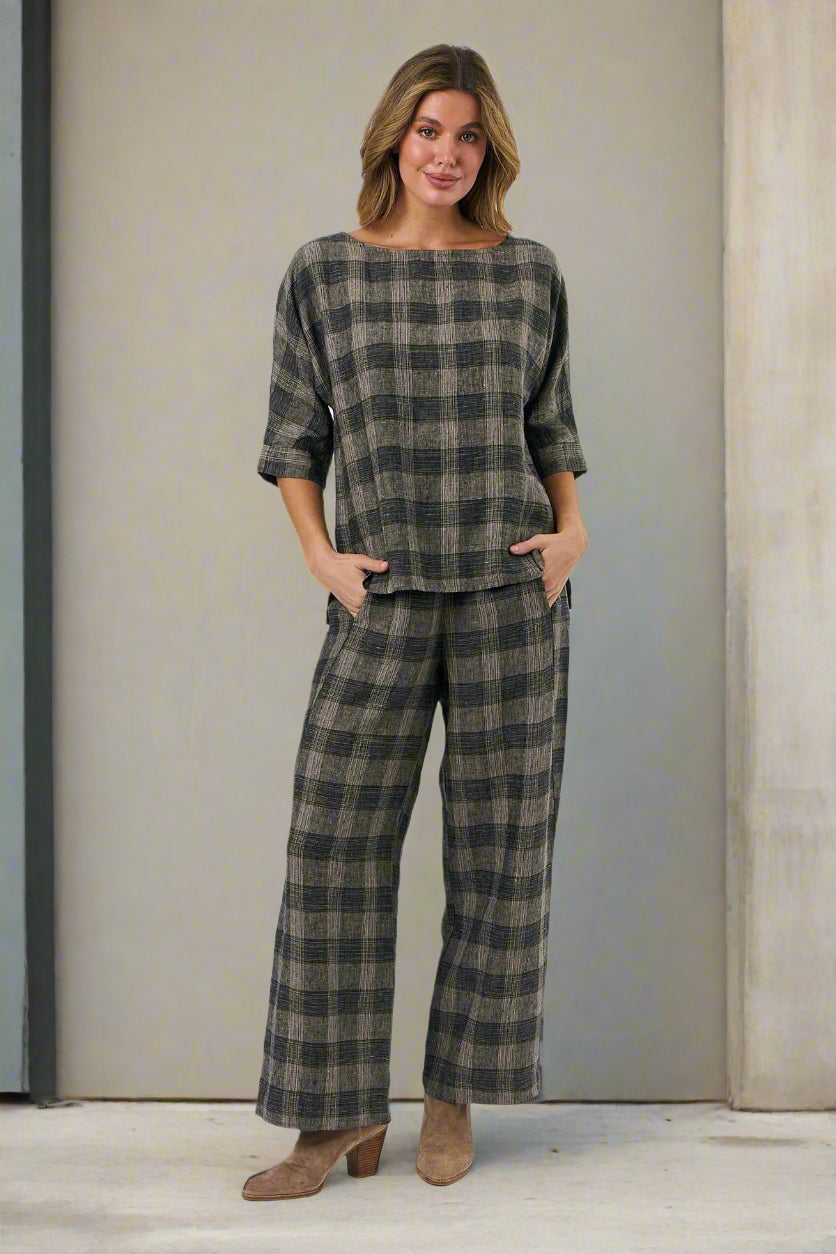 Naturals by O&J Unassigned Top Mesh colour front shot