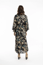 Load image into Gallery viewer, Orientique Cusco Dress printed coloir back shot
