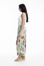 Load image into Gallery viewer, Orientique Digital Pants Vintage colour side shot
