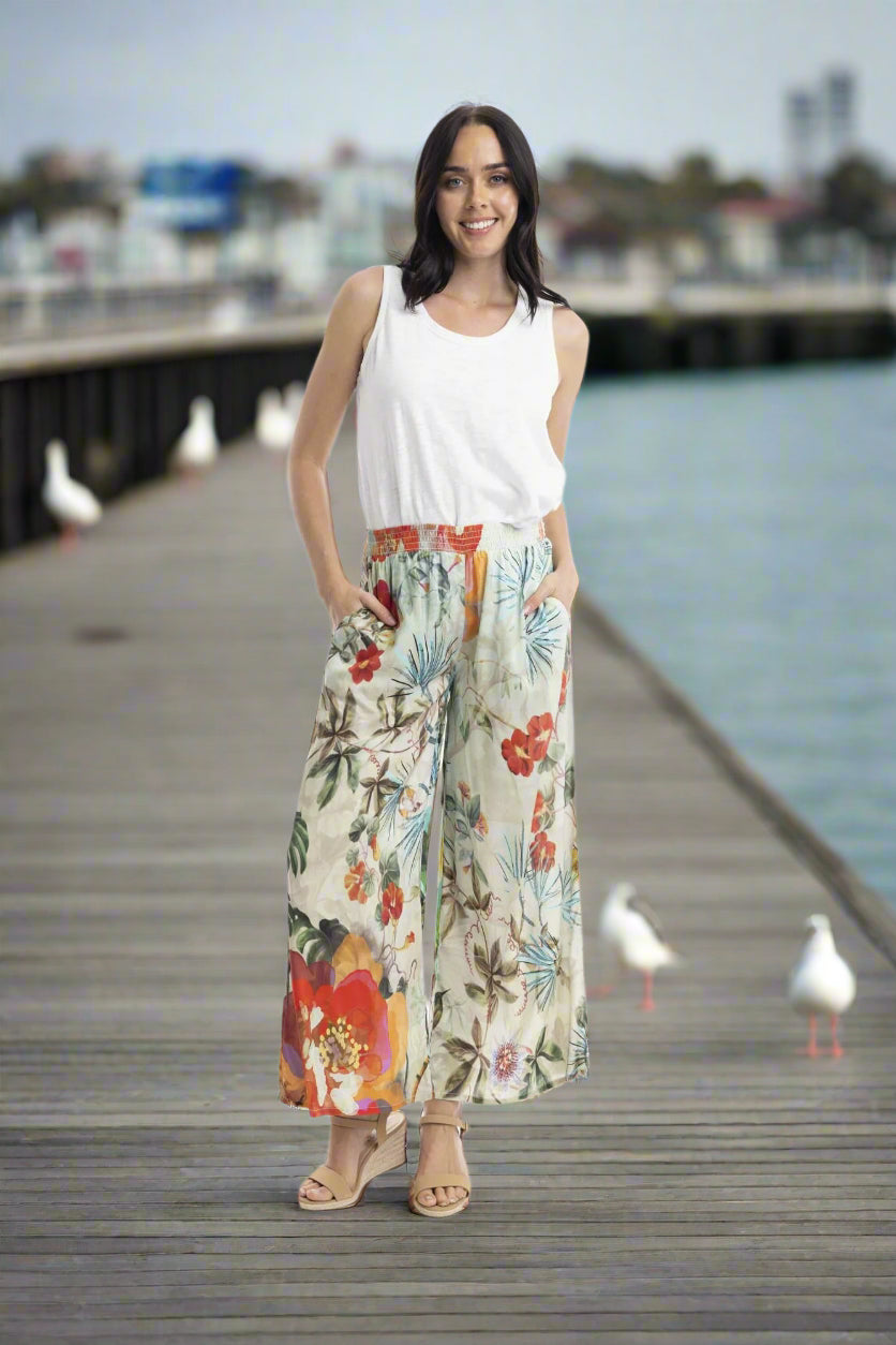 Orientique Digital Pants Vintage colour front shot