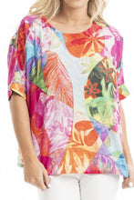 Load image into Gallery viewer, Orientique Jozani Oversized Top printed colour front closed up shot
