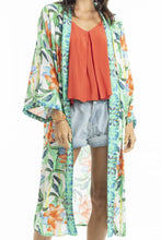 Load image into Gallery viewer, Orientique Olivia Kimono printed colour front closed up shot
