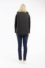 Load image into Gallery viewer, Orientique Puffer S/L Tropical Patch colour back shot
