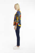 Load image into Gallery viewer, Orientique T-Shirt Contemporary V LS Japan Street colour side shot
