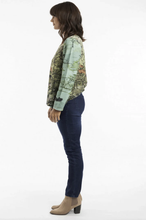 Load image into Gallery viewer, Orientique T-Shirt Petropolis Printed colour side shot
