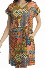 Load image into Gallery viewer, Orientique Tofo Reversible Short Sleeve Dress Printed colour front closed up shot
