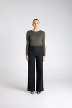 Load image into Gallery viewer, Two-T's - Crew Neck Merino Knit Top - Khakicolour front shot

