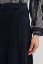 Load image into Gallery viewer, Yarra Trail - Cedar Skirt - Navy colour front closed up shot
