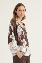 Load image into Gallery viewer, Yarra Trail - Fiore Top Fiore print side shot
