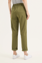 Load image into Gallery viewer, Yarra Trail - Mont Pant - Hunter colour back shot
